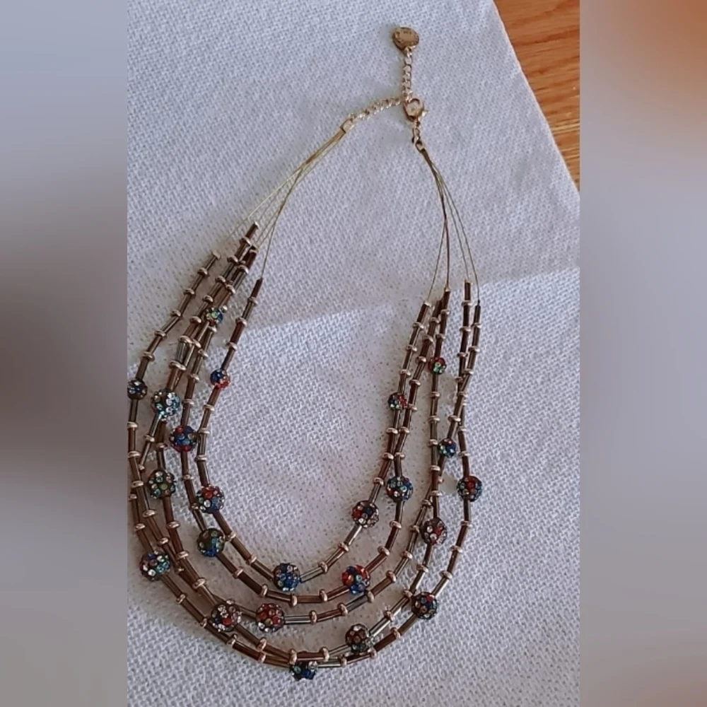 Bohemian 5 Strand Beaded Necklace. 🌴